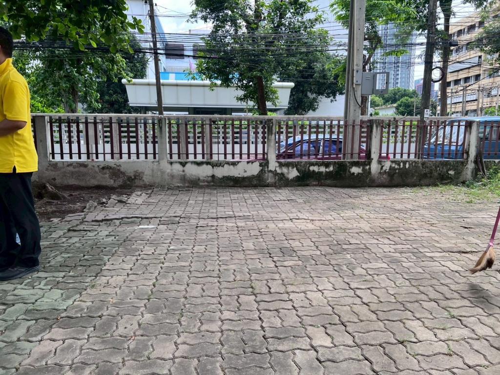 ผอ.กส.กสอ. นำทีมผู้บริหาร และเจ้าหน้าที่ กส.กสอ. ดำเนินกิจกรรม “กส.กสอ. ร่วมใจ พัฒนาพื้นที่ปฏิบัติงานให้ดีพร้อม”