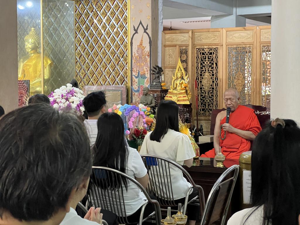 ผอ.กส.กสอ. นำทีมผู้บริหารและเจ้าหน้าที่ ดำเนินกิจกรรม “ส่งเสริมหลักธรรมทางศาสนาเสริมสร้างศรัทธา ชาว กส.กสอ”
