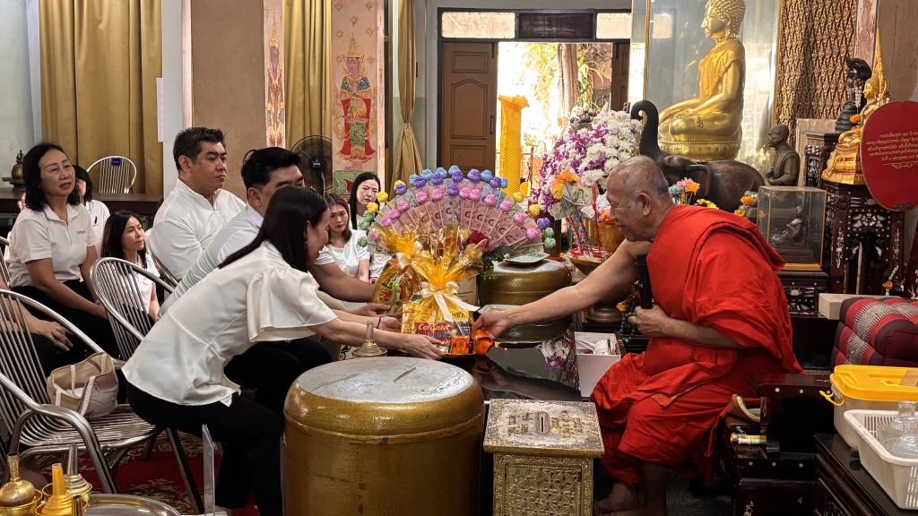 ผอ.กส.กสอ. นำทีมผู้บริหารและเจ้าหน้าที่ ดำเนินกิจกรรม “ส่งเสริมหลักธรรมทางศาสนาเสริมสร้างศรัทธา ชาว กส.กสอ”